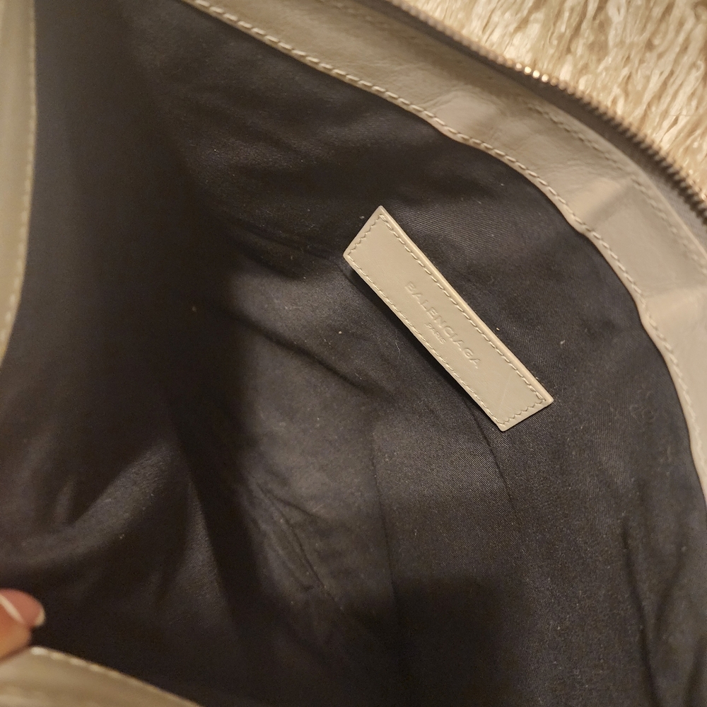 Balenciaga Suede Leather Clutch Limited Edition Grey - Picture 7 of 11